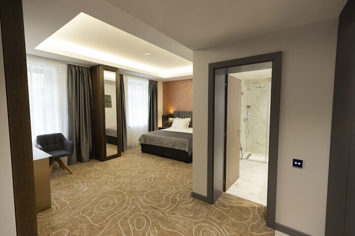 Room 16 of 57