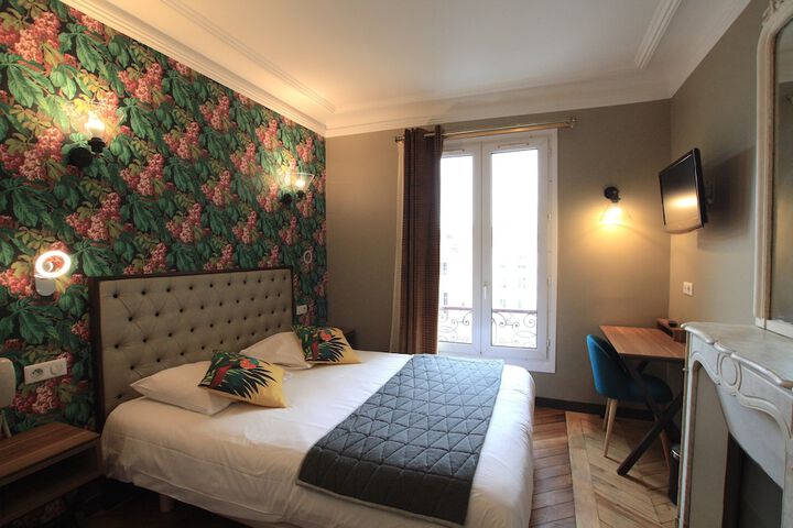 Room 17 of 42