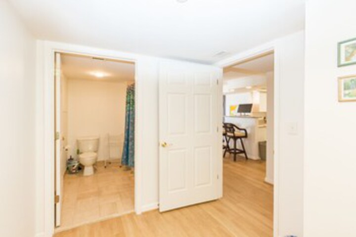 Room 51 of 61