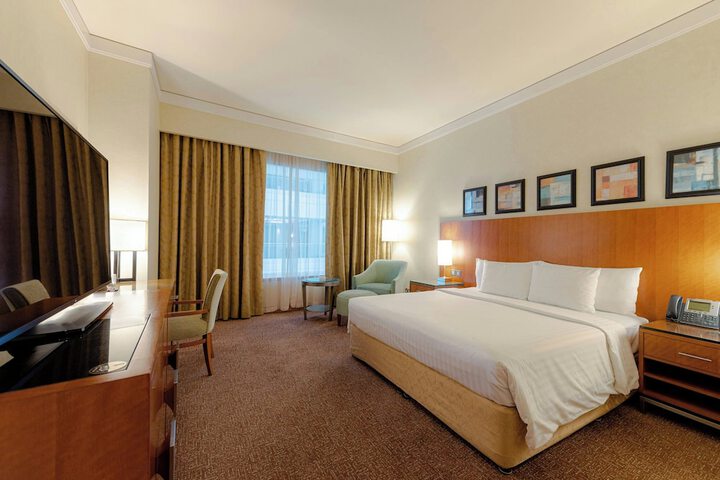 Room 15 of 73