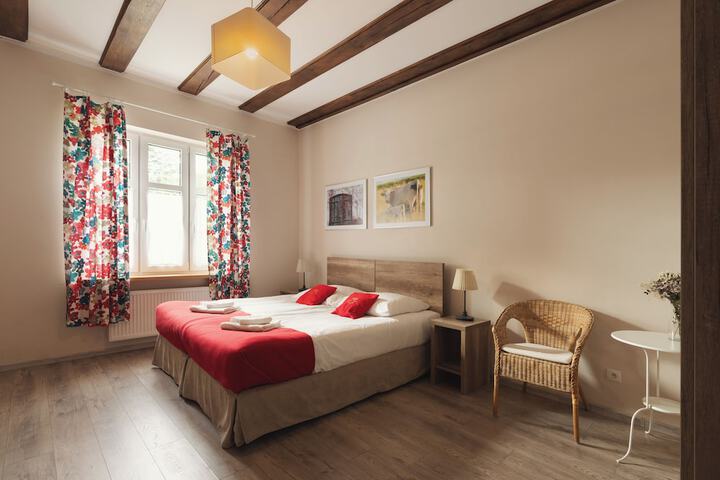 Room 36 of 158