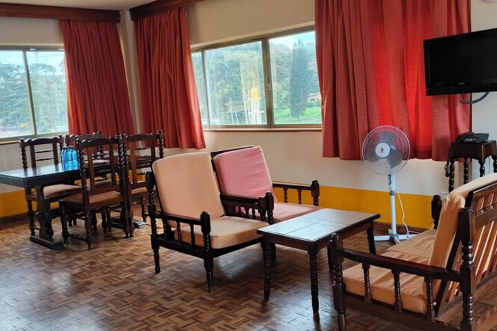 Room 33 of 69