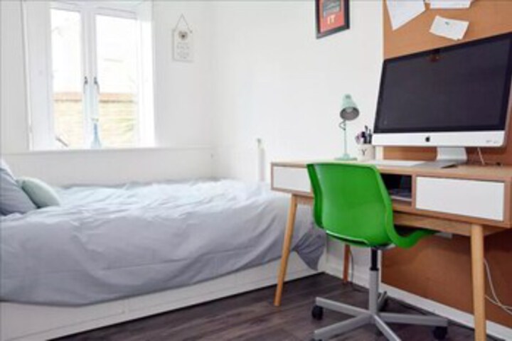 Room 14 of 14