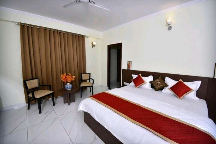 Room 18 of 47