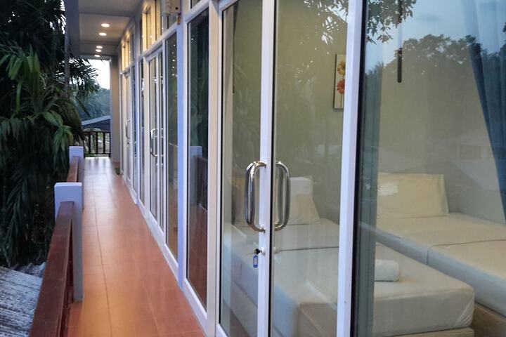 Terrace/Patio 34 of 37