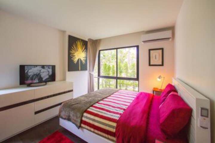 Room 33 of 38