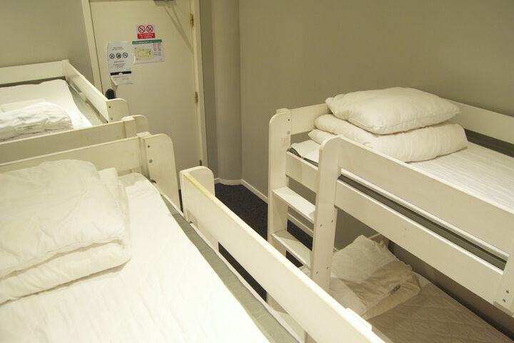 Room 84 of 128