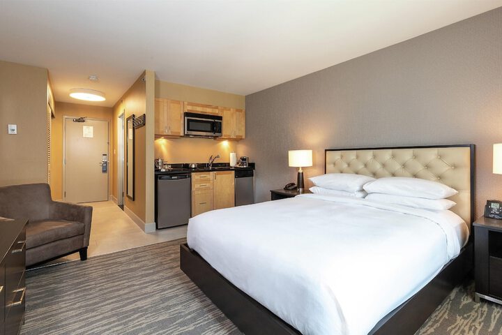 Room 22 of 120
