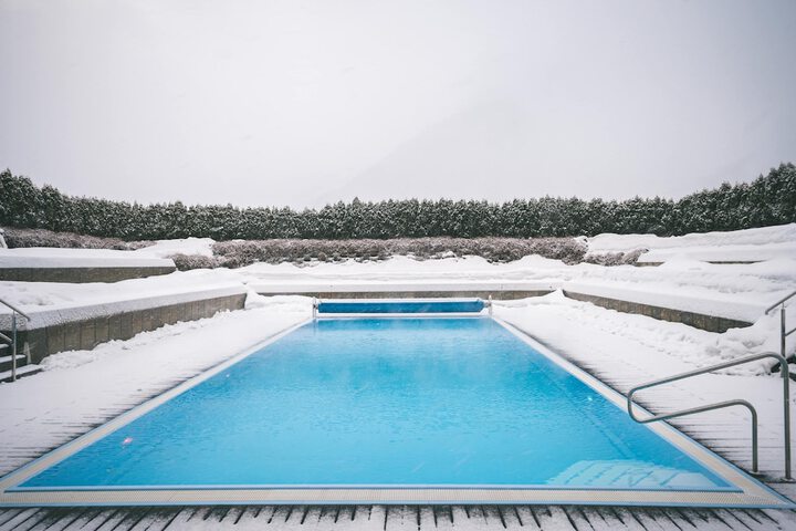 Pool Hotel