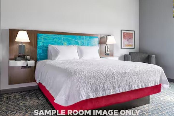 1 King Mobility Accessible with Tub (1 of 9)