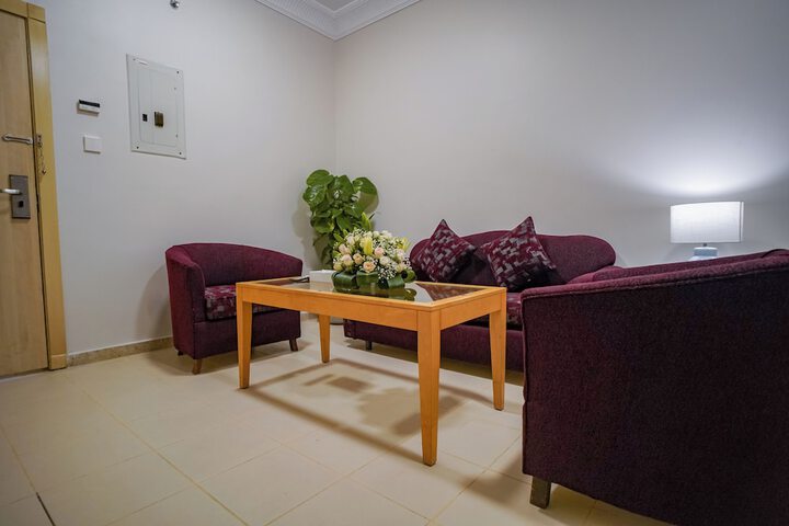 Room 32 of 44