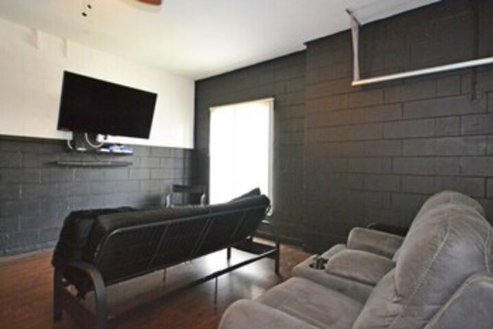 Room 25 of 70