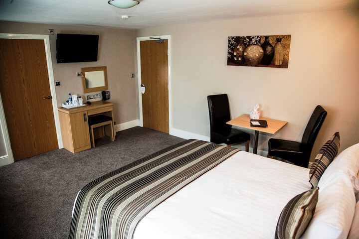Room 9 of 78