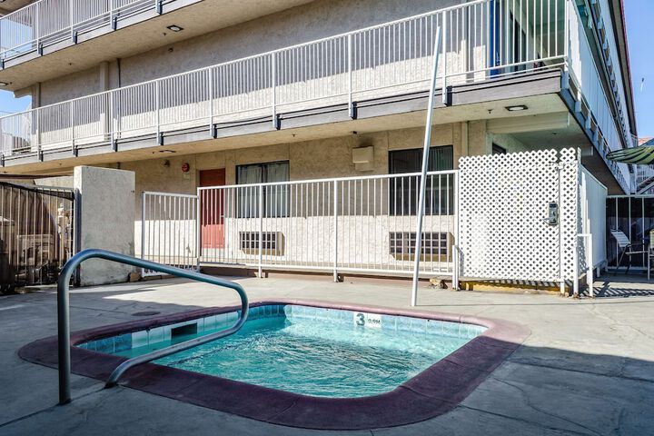 Pool 38 of 47