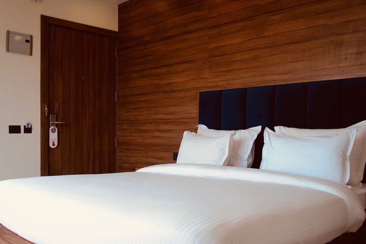 Room 38 of 64