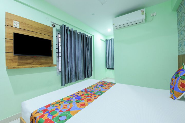 Room 17 of 40