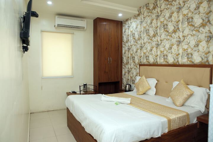Room 20 of 48