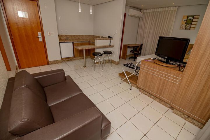 Room 16 of 33