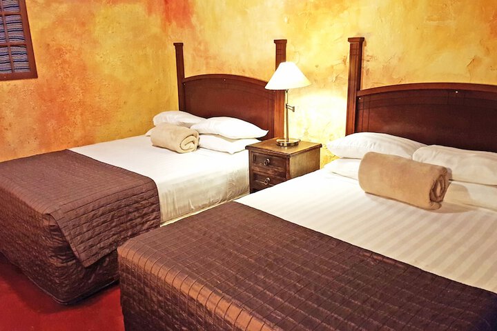 Room 2 of 37