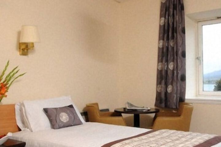 Room 4 of 101