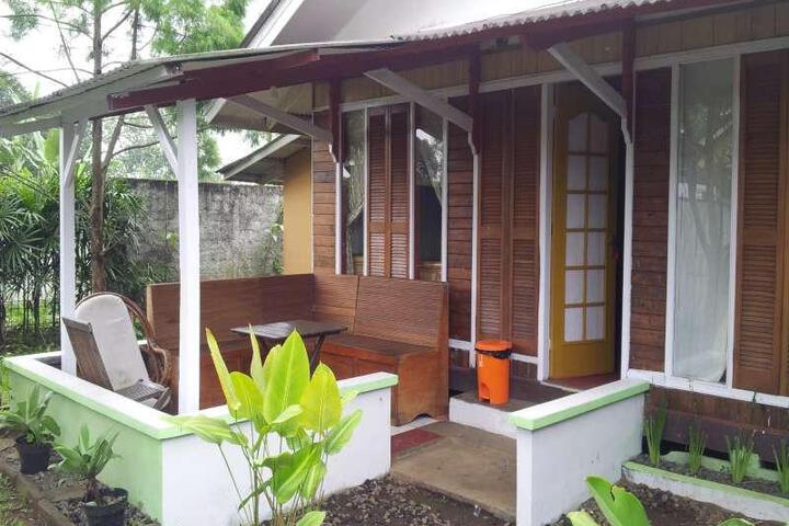Sapphire Gayatri Villa by Alataar