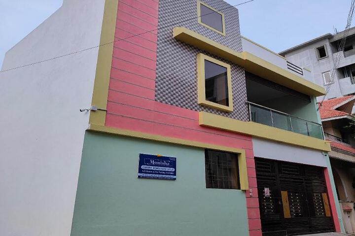 Monisha Luxury Homestays