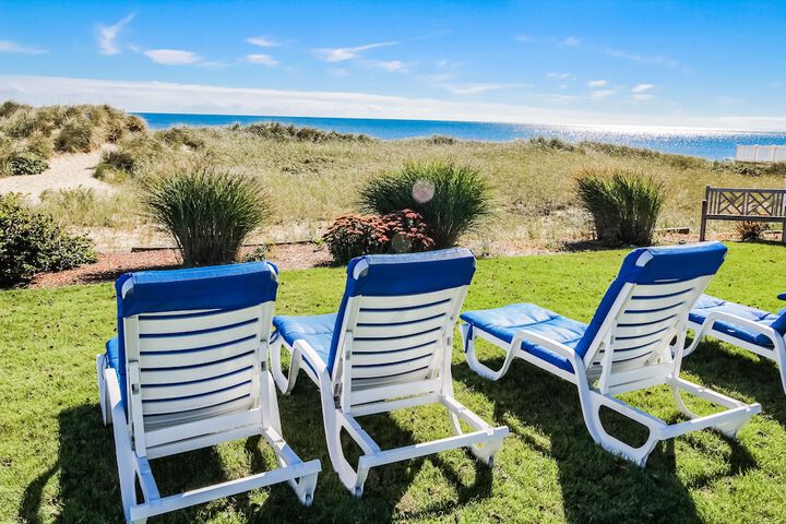 Sundeck 44 of 49