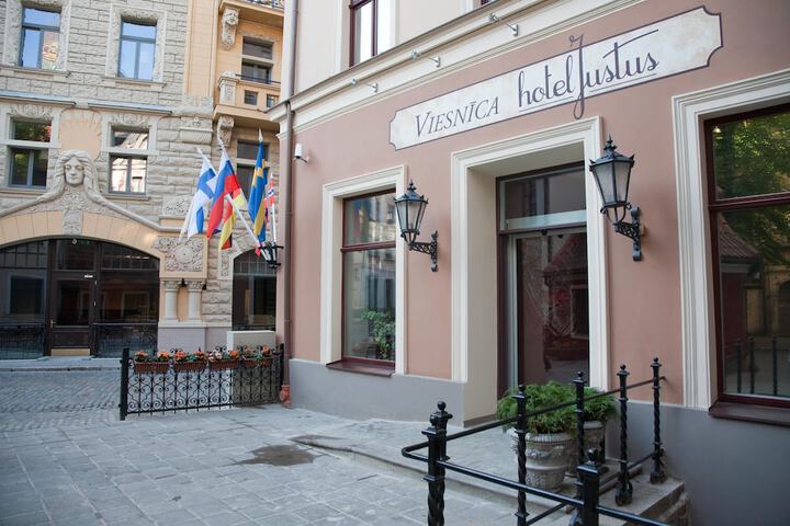 Hotel 58 of 62