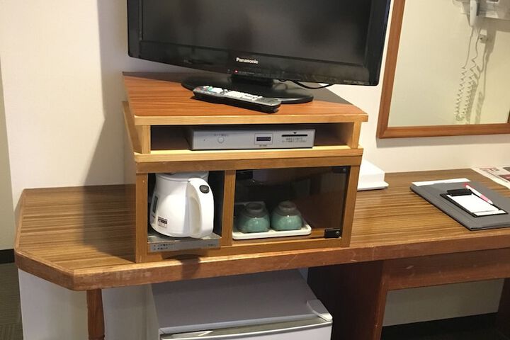 Room 19 of 37