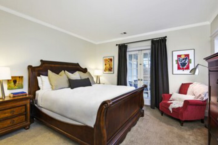 Room 28 of 36