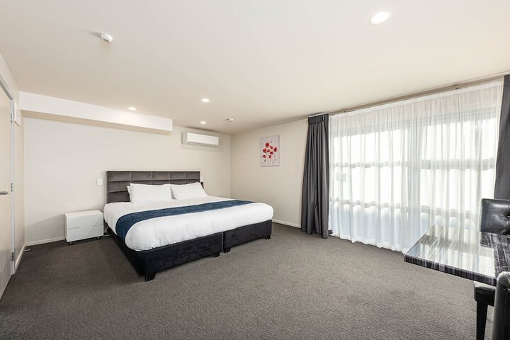 Room 26 of 69