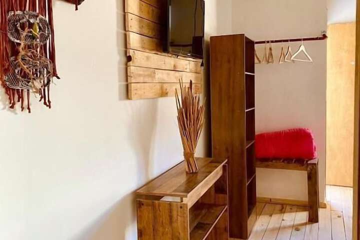 Room 6 of 70
