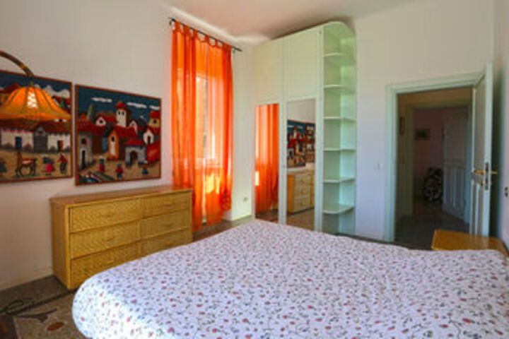 Room 37 of 105