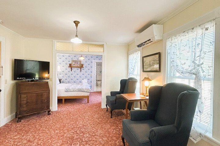 Room 7 of 26