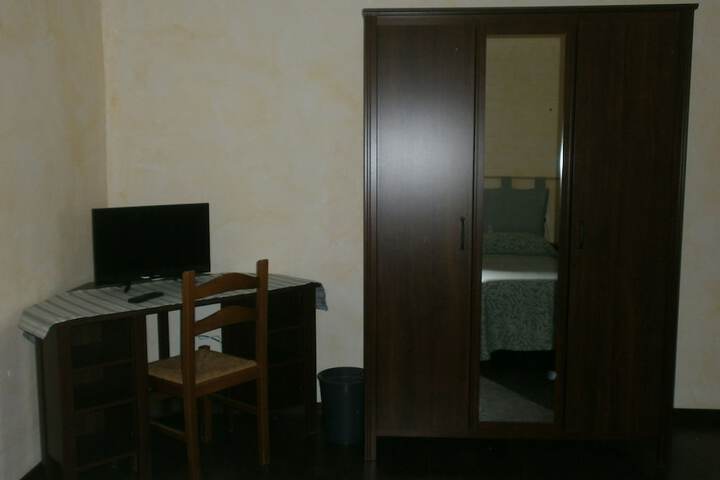 Room 47 of 60