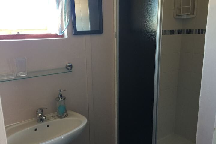 Room 28 of 50