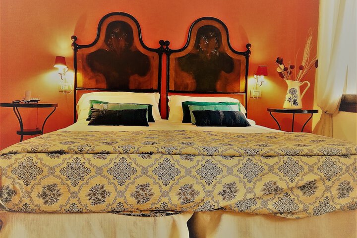 Room 3 of 56
