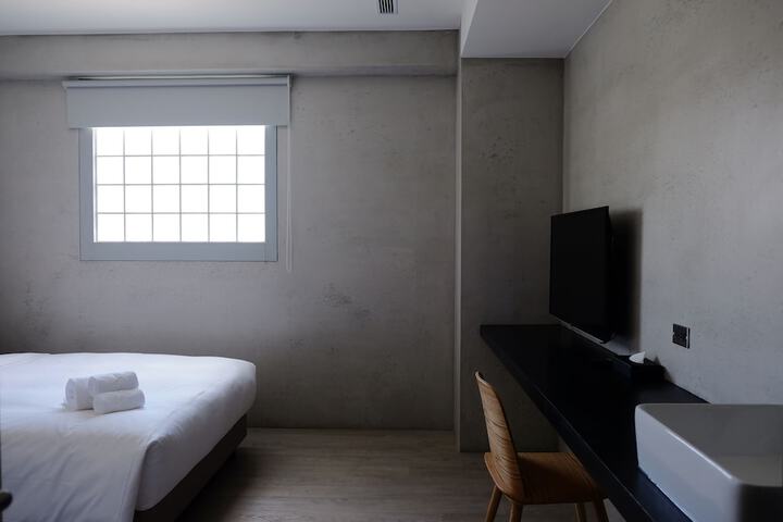 Room 38 of 57