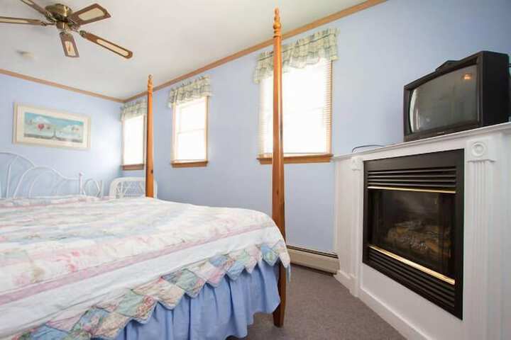 Room 95 of 165