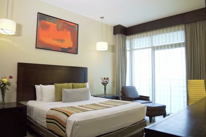 Room 31 of 230