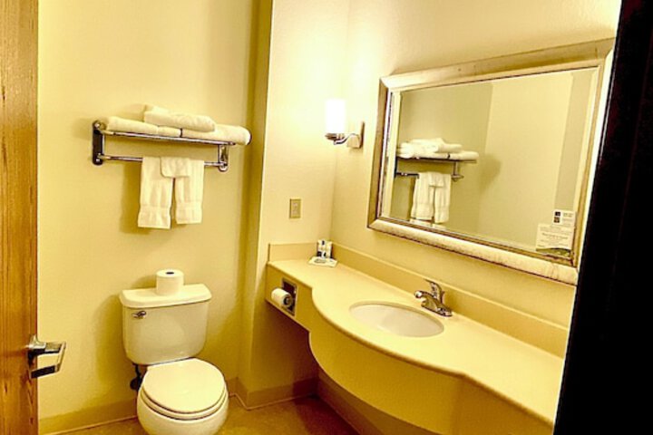 Room 44 of 94