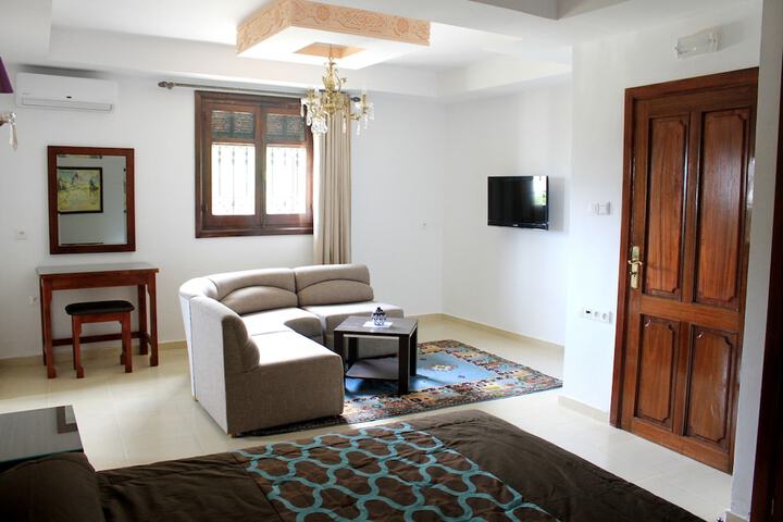 Room 15 of 65