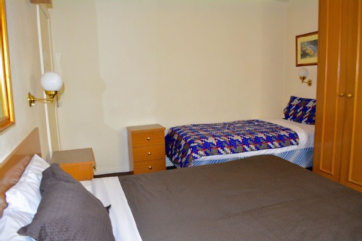 Room 132 of 768