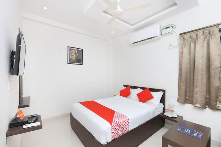 Room 16 of 20
