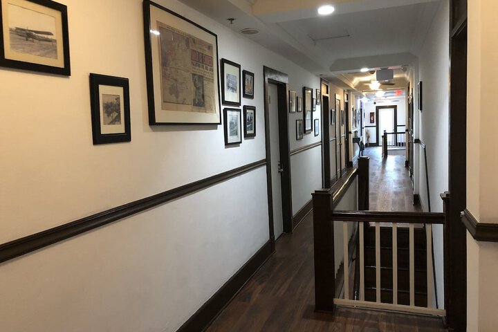 Ballroom/Hall 65 of 72