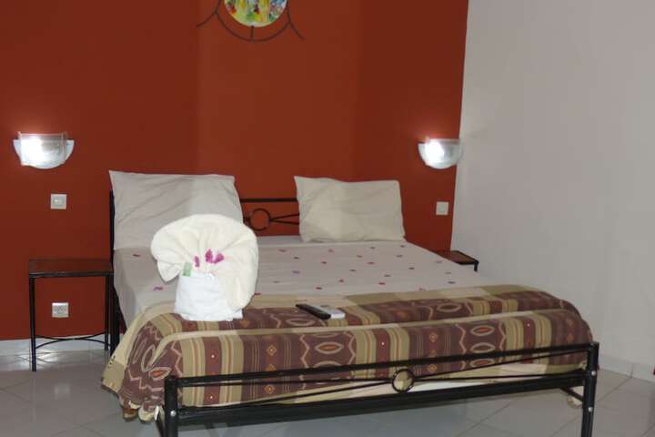 Room 13 of 62