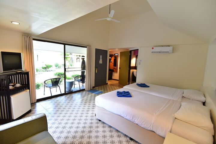 Room 20 of 165