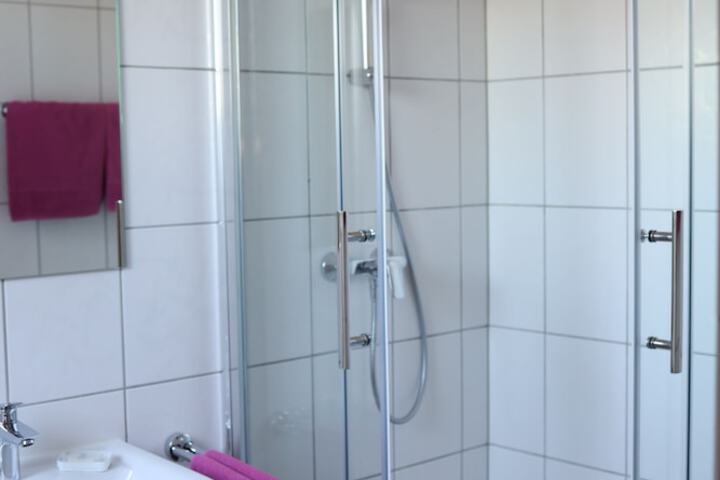 Room 10 of 23
