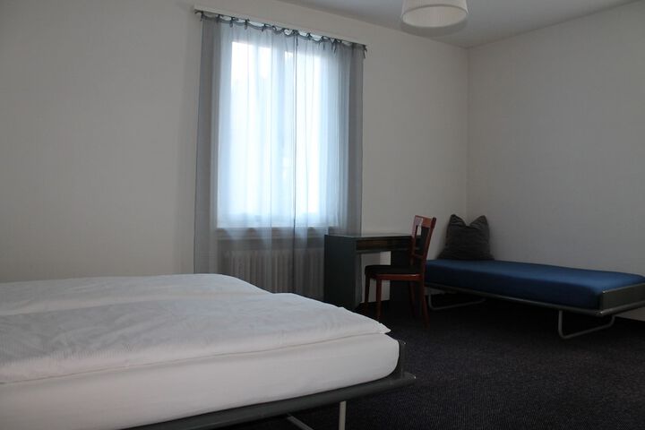 Room 3 of 31