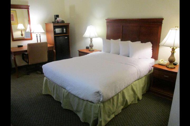 2 Double Beds (2 of 6)